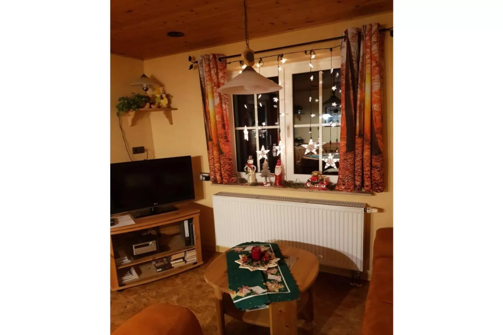 74967-Living room