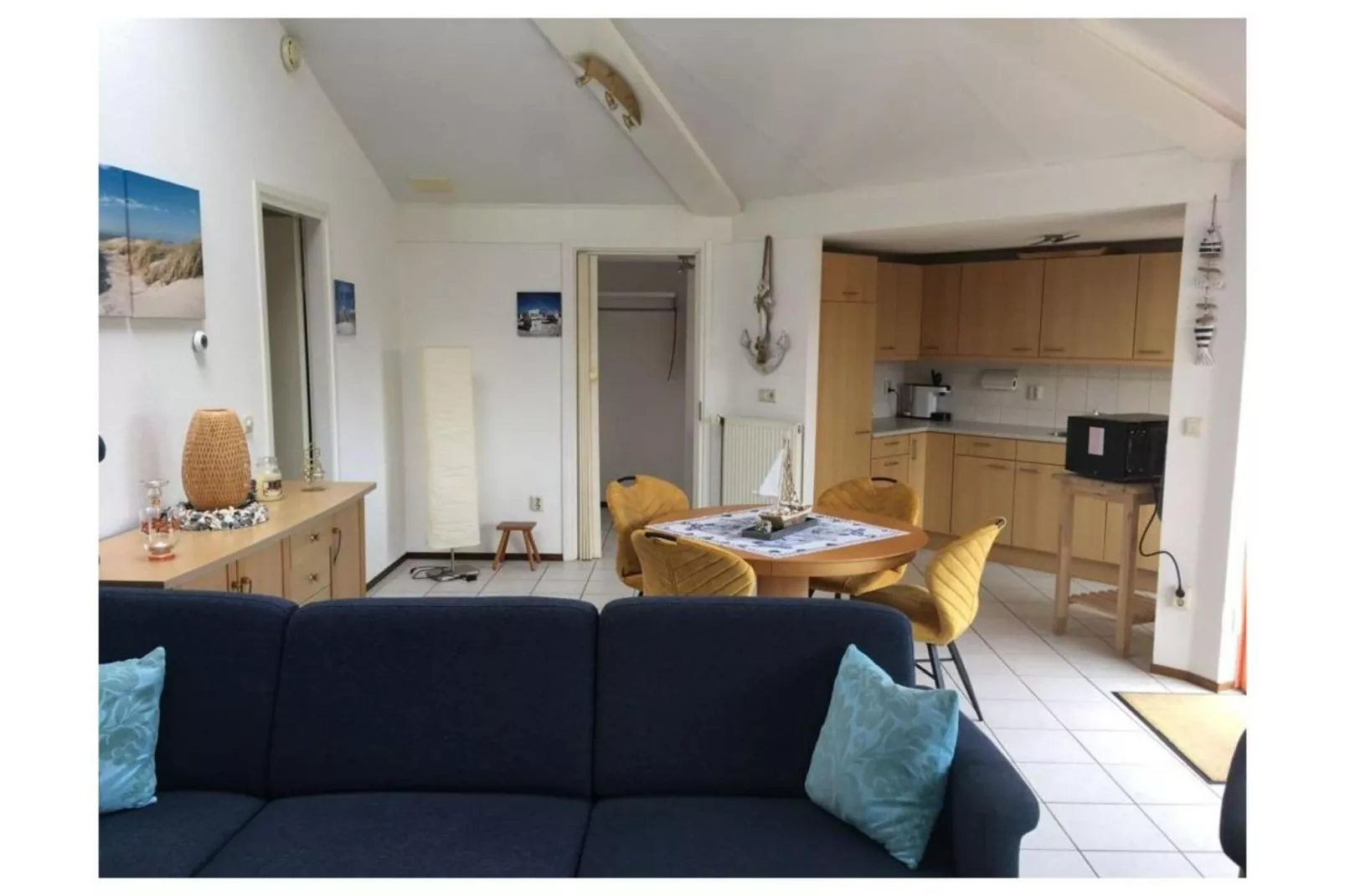 217392-Living room