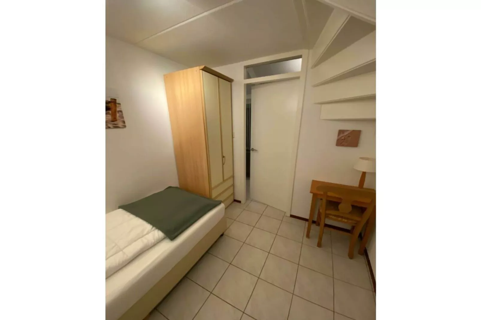 180530-Bedroom