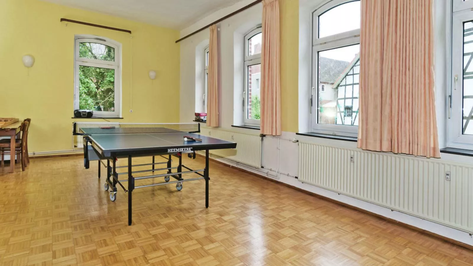 Oude Pastorie en Dorpsschool Netze-Waldeck-Recreation room