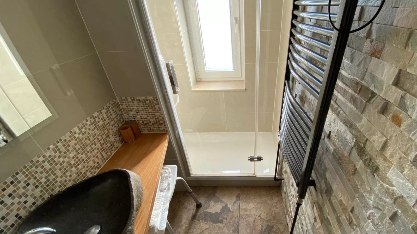 Oude Pastorie en Dorpsschool Netze-Waldeck-Bathroom