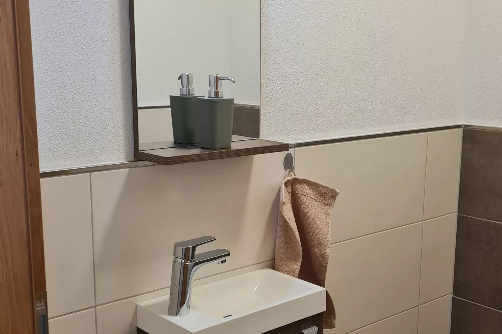 Apartment Bergblick-Bathroom