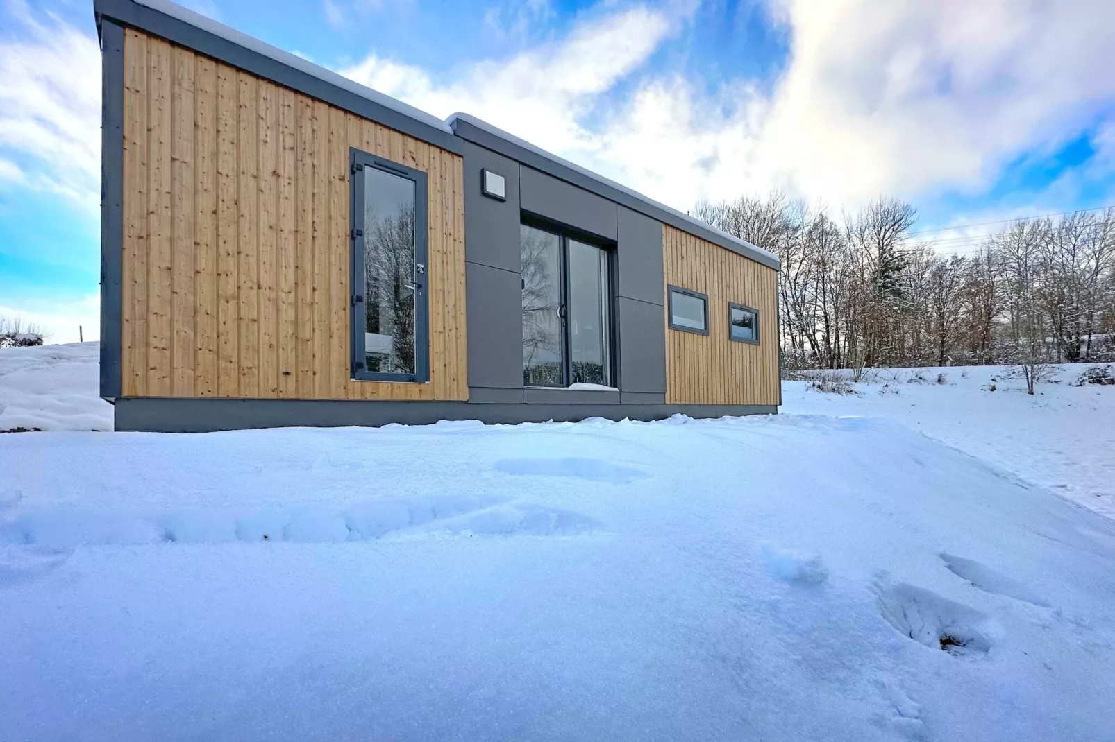 FERIENDORF SEEBLICK - Tiny Chalet am Eixendorfer See-Exterior winter