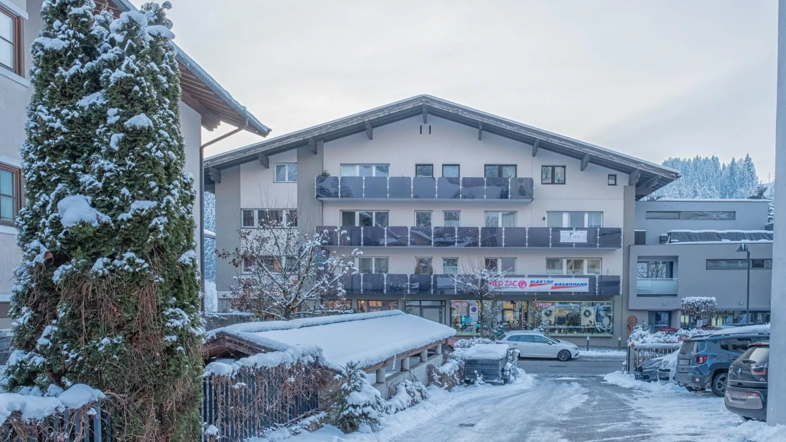 Tirola Platzl-Exterior winter