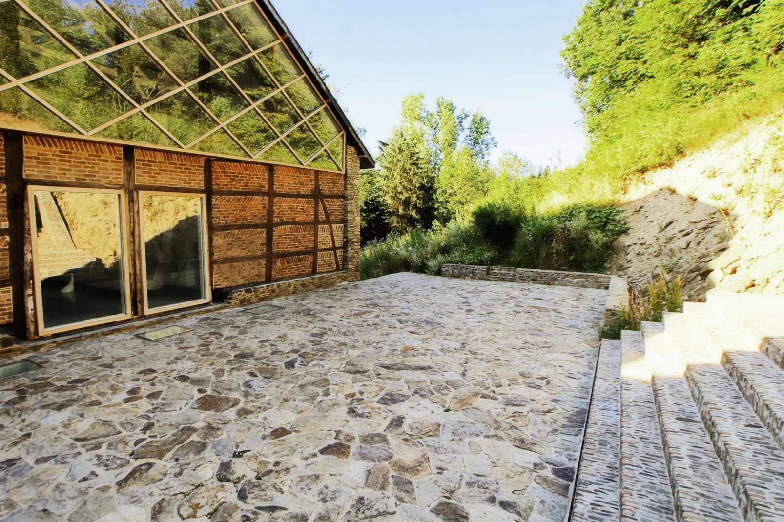 Domaine de Barbouyons-Terrace balcony