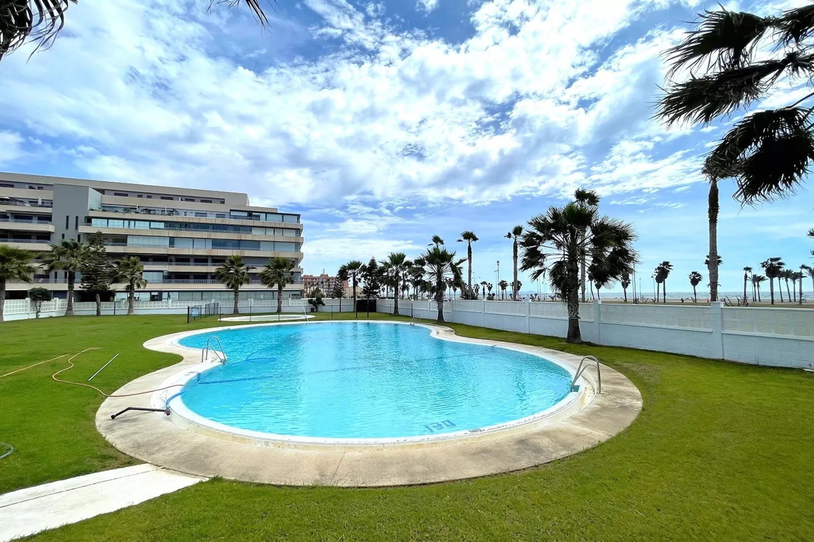 Mirador Playa Serena III-Exterior summer