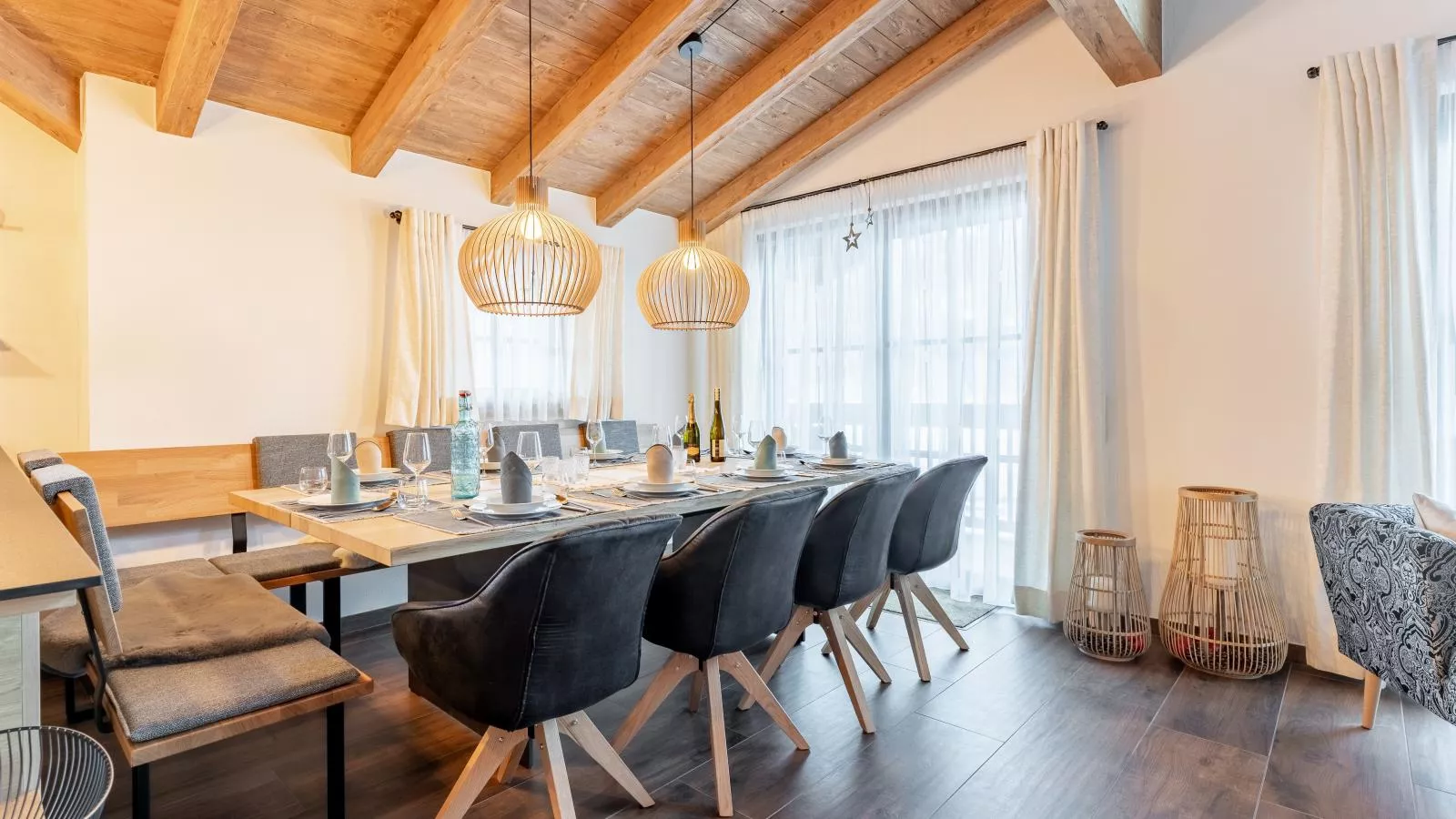 Tauernlodge Wagrain Edelweiss 42E-Dining room