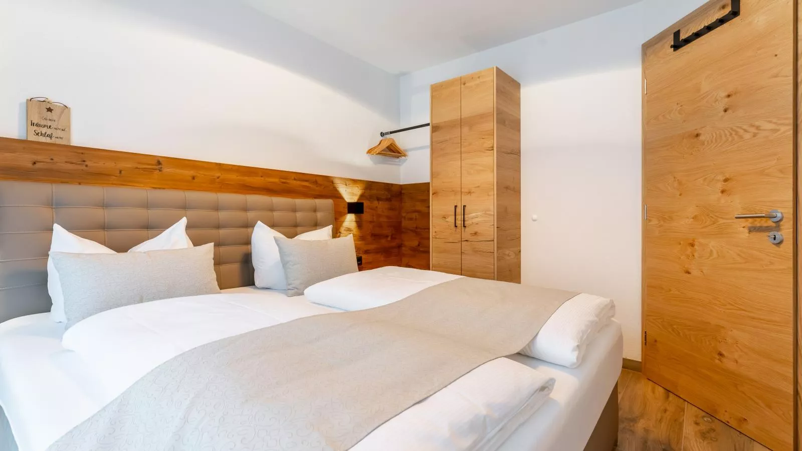 Tauernlodge Wagrain Edelweiss 42E-Bedroom