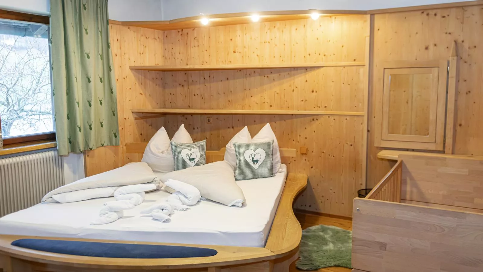 Platzhirsch-Bedroom