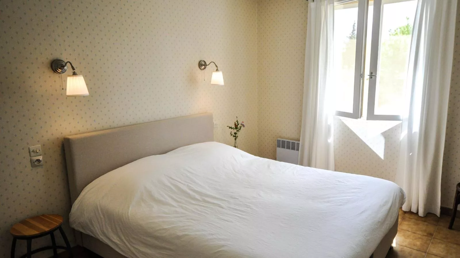 Le Paradis-Bedroom