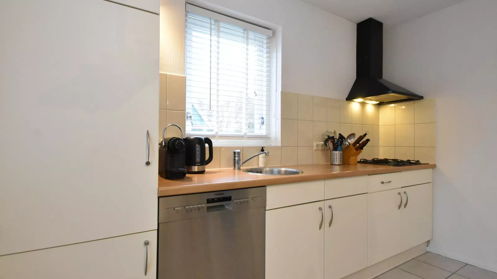 Sunnyvale-Kitchen