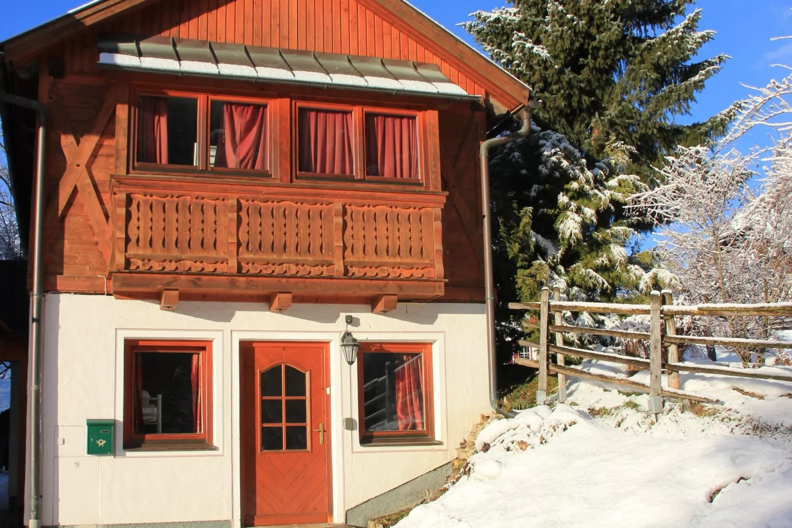 Chalet Mariapfarr-Außenbereich Winter