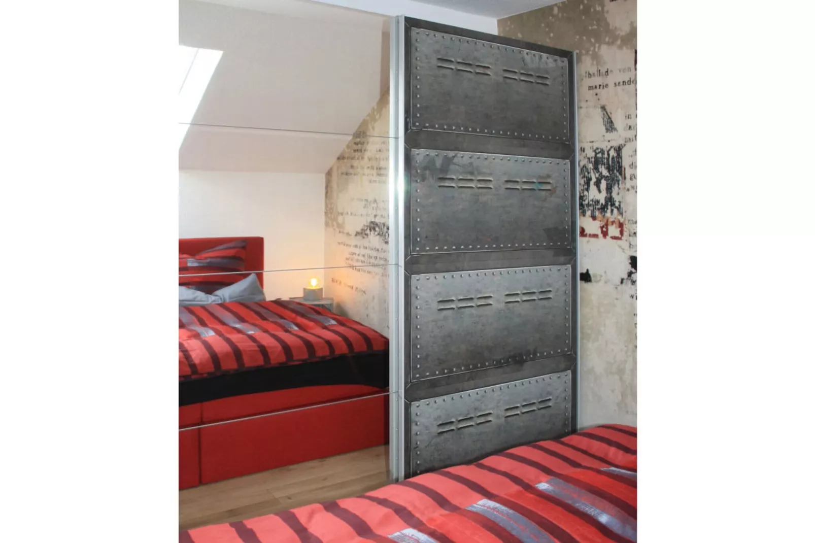 189189-Bedroom