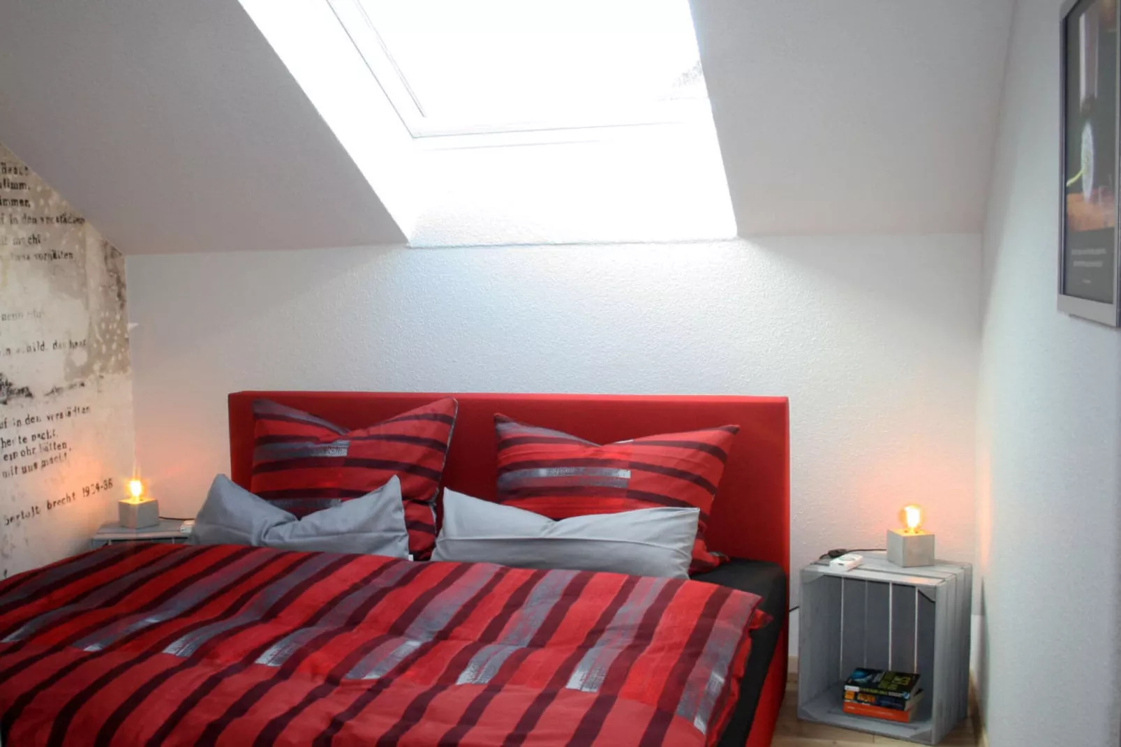 189189-Bedroom