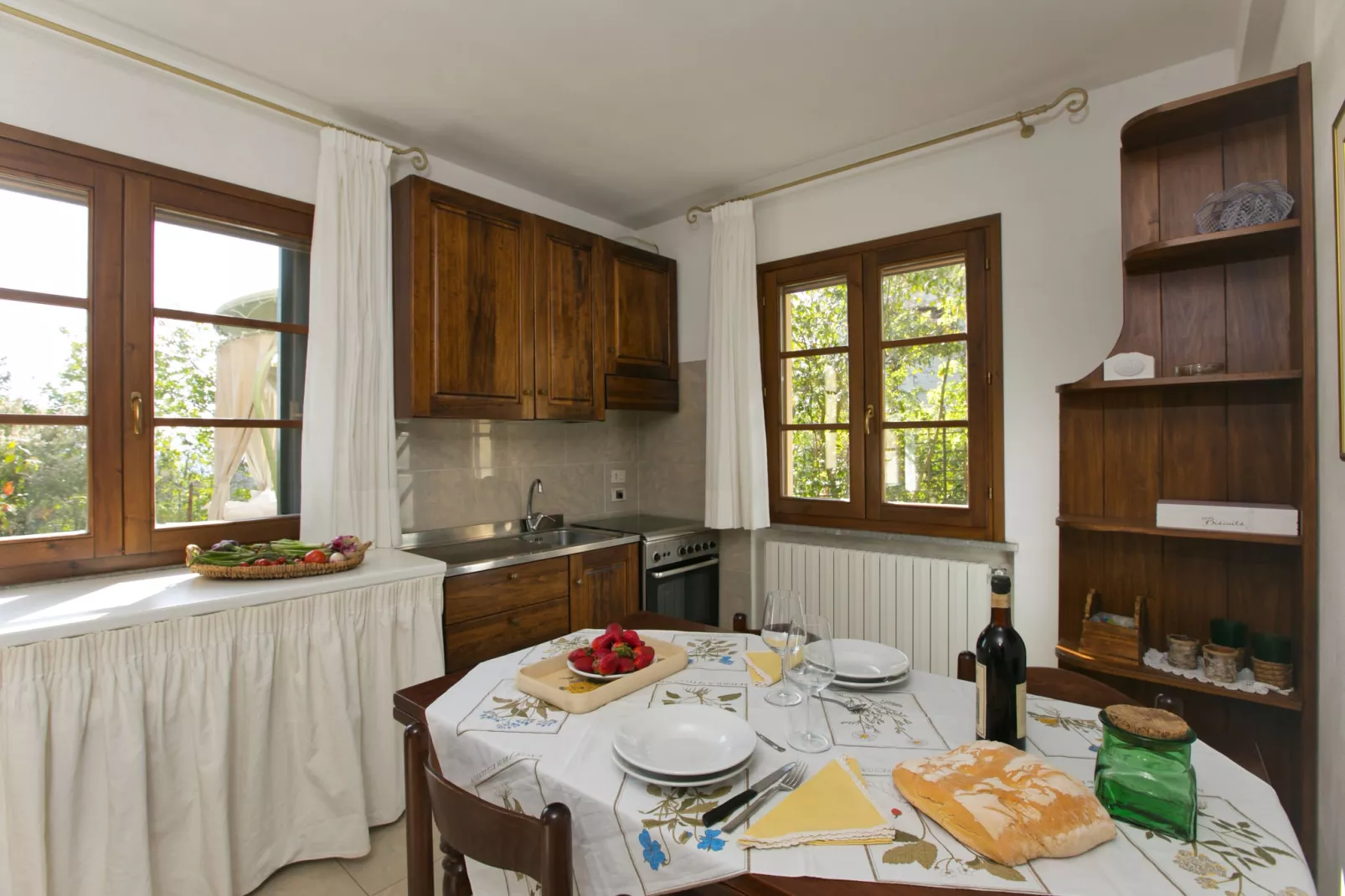 Quercia Gardenia-Dining room