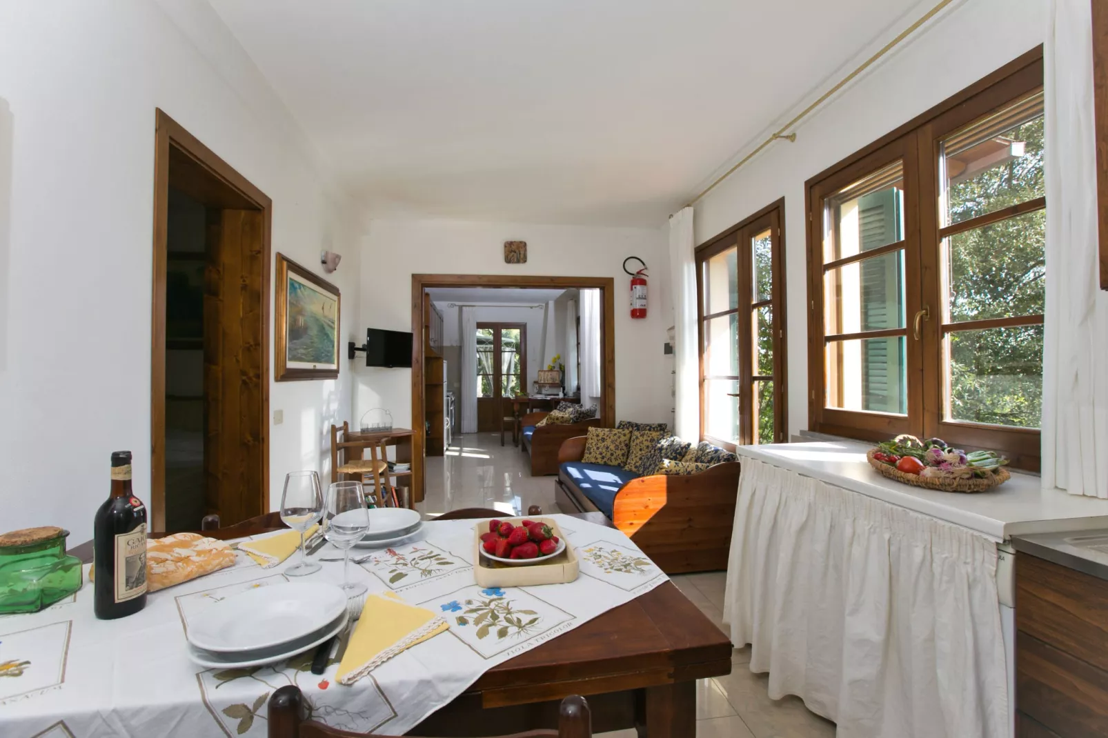 Quercia Gardenia-Dining room