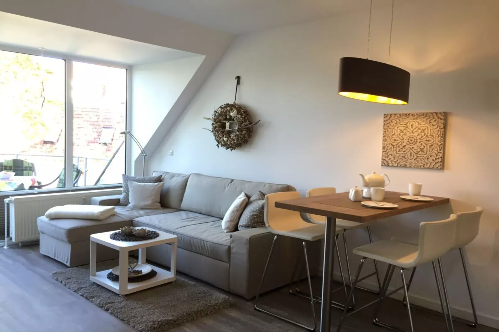 446606-Living room