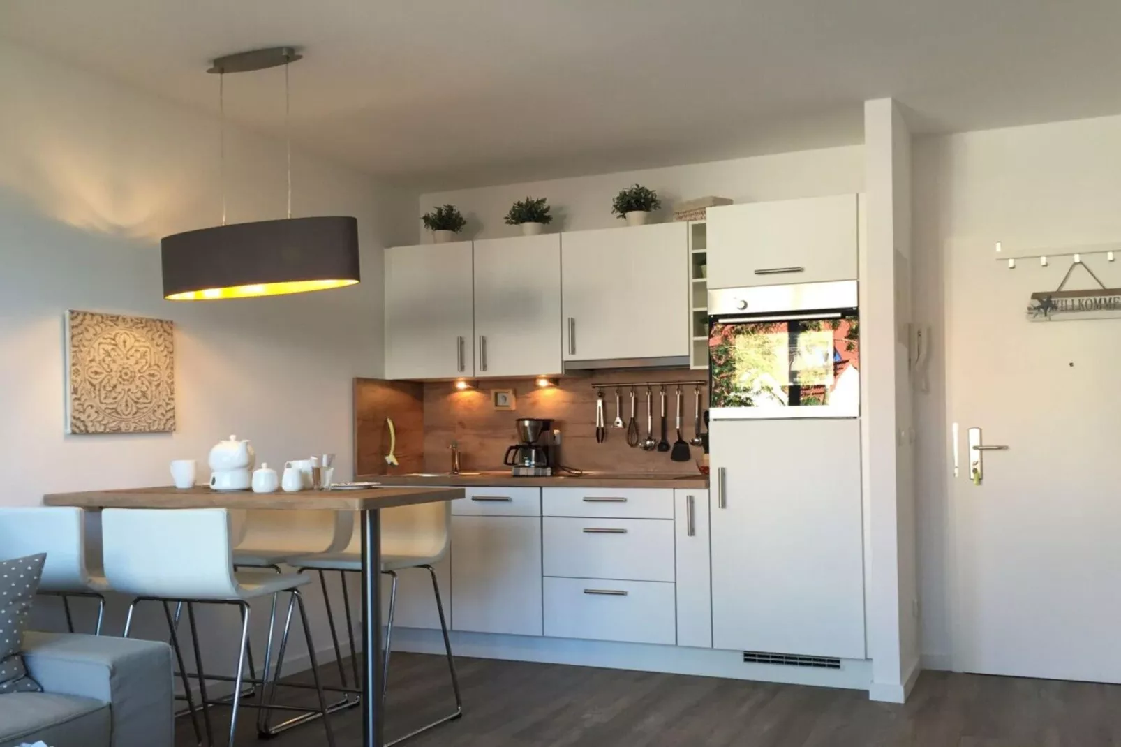 446606-Kitchen