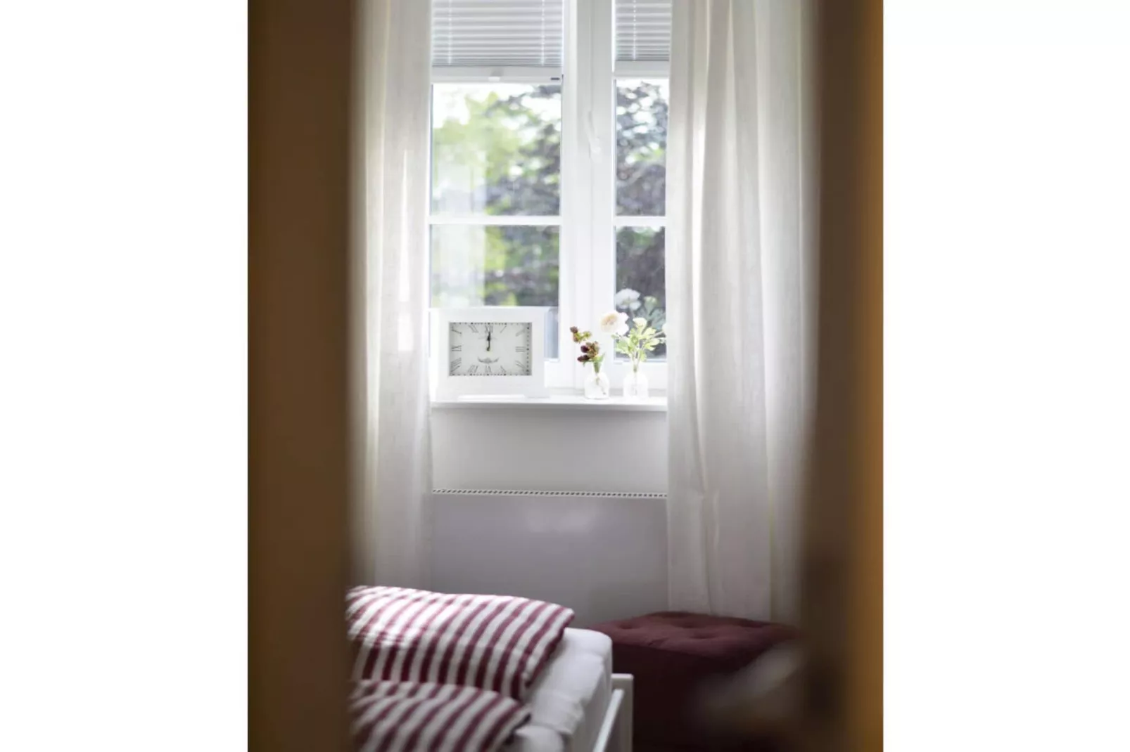 296937-Bedroom