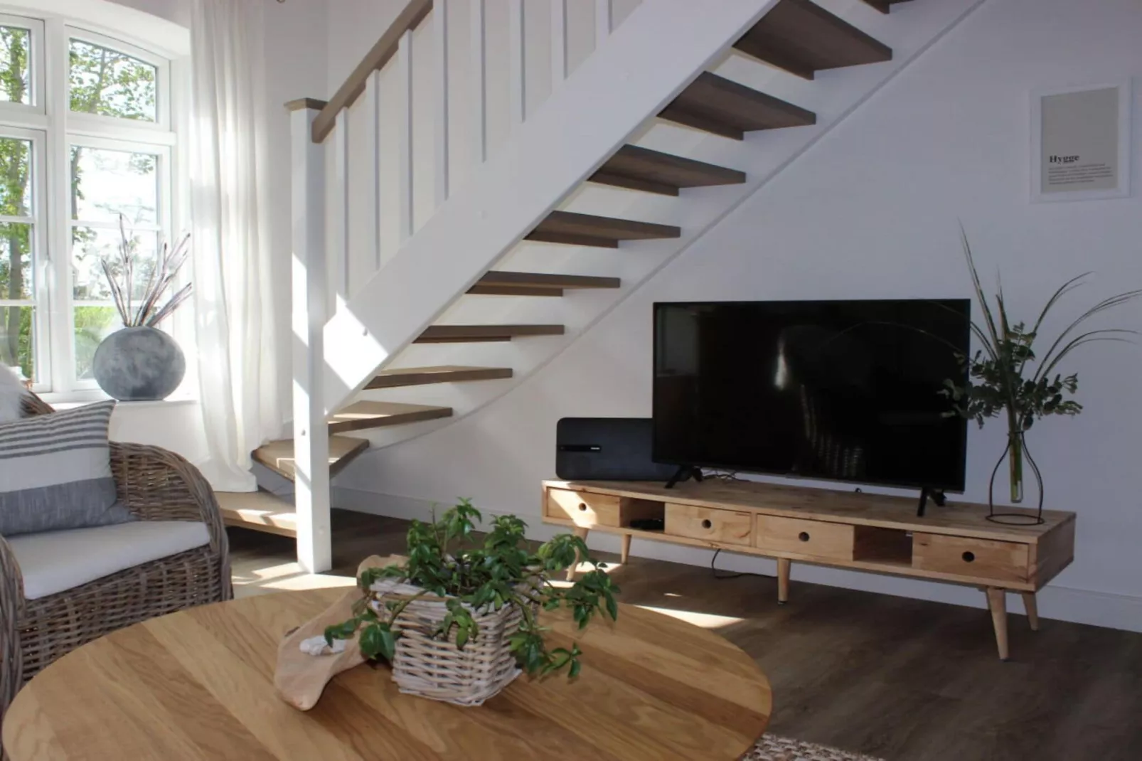 296935-Living room