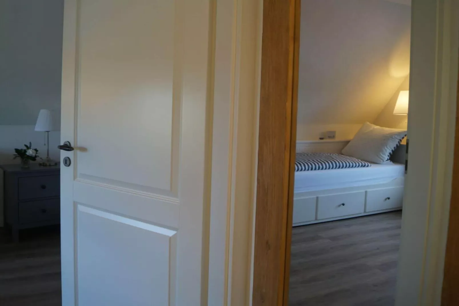 296935-Bedroom