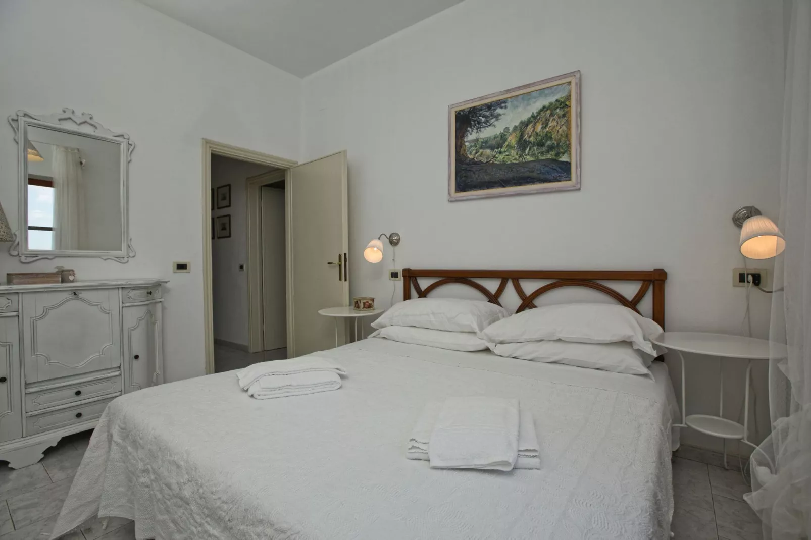 Agrifogli Rosa-Bedroom
