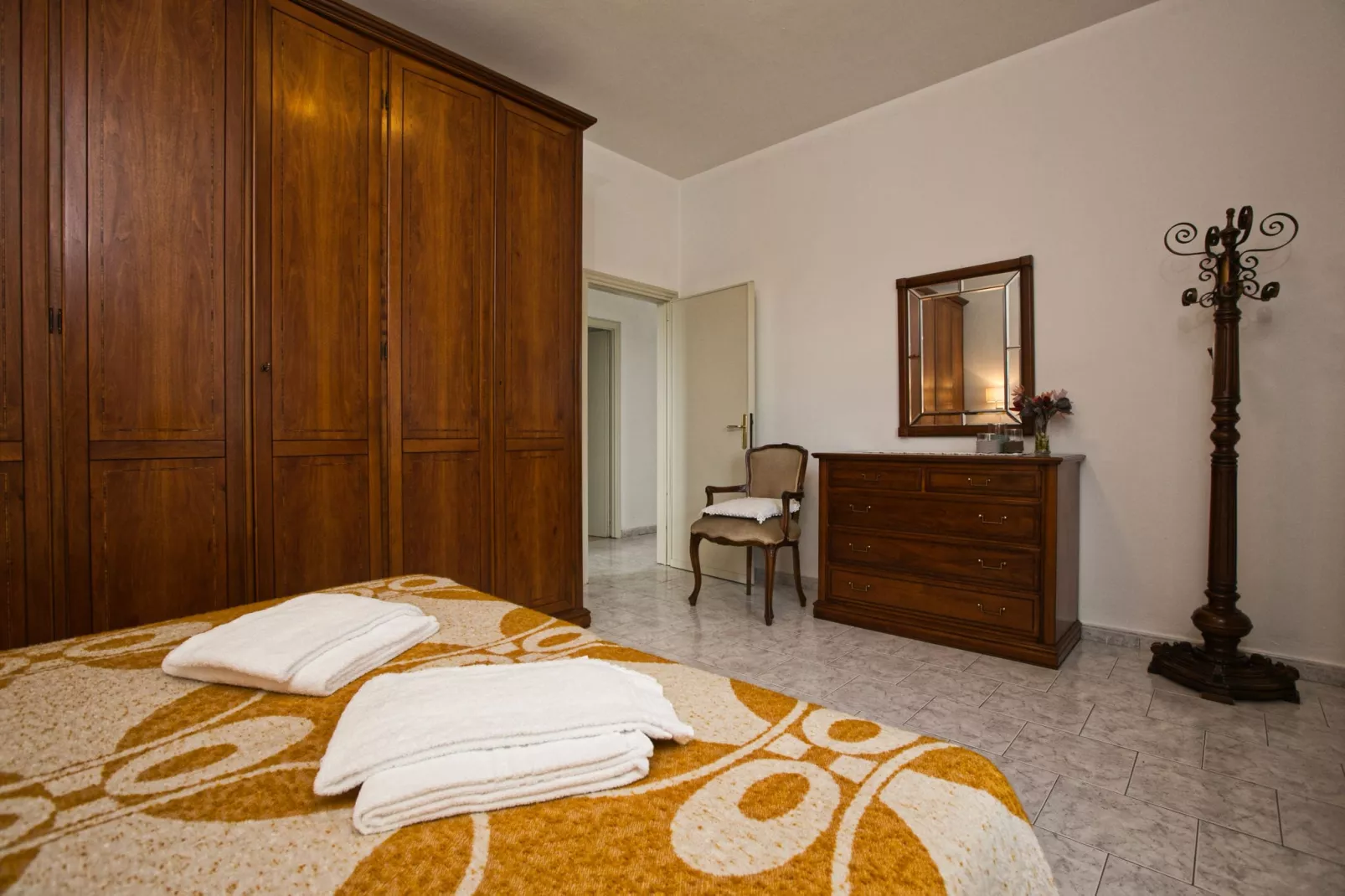 Agrifogli Rosa-Bedroom