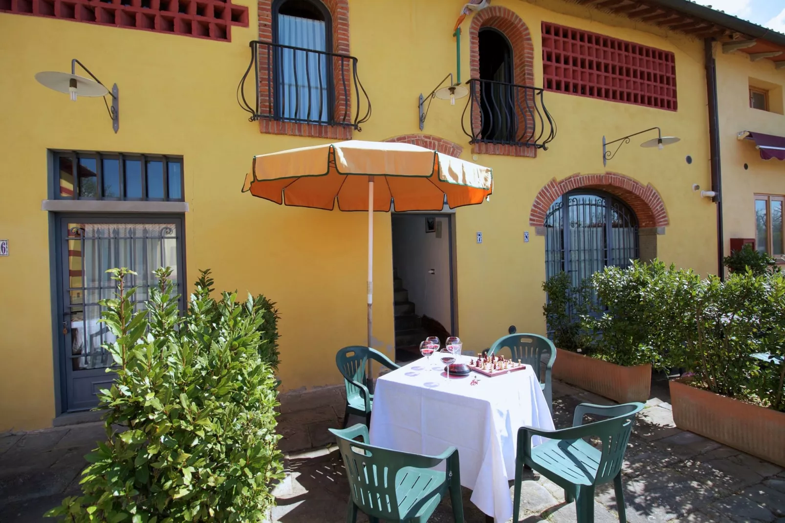 Lisa Sette-Terrace balcony