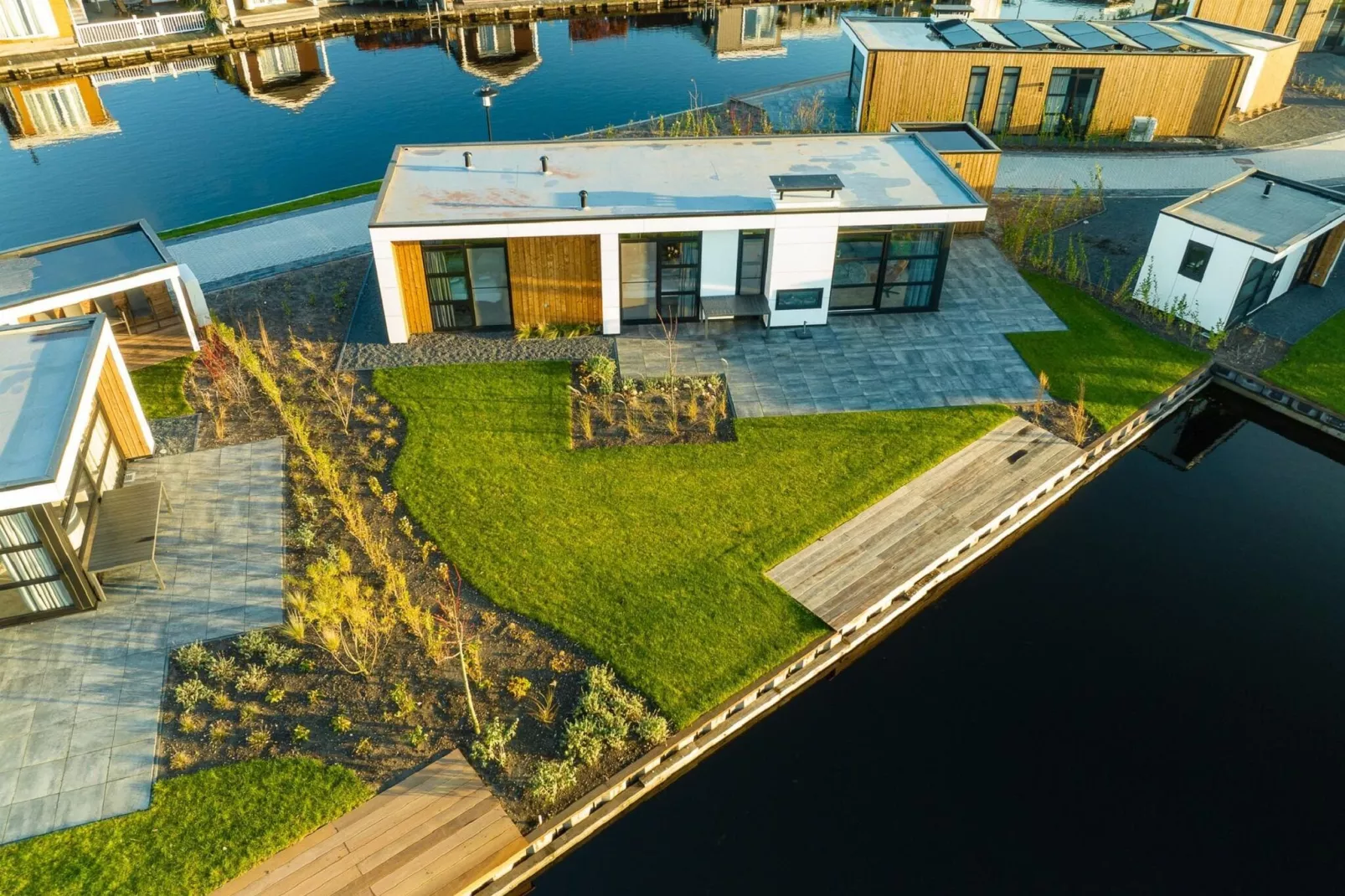 MarinaPark Nieuw Loosdrecht 3-Außenbereich Sommer