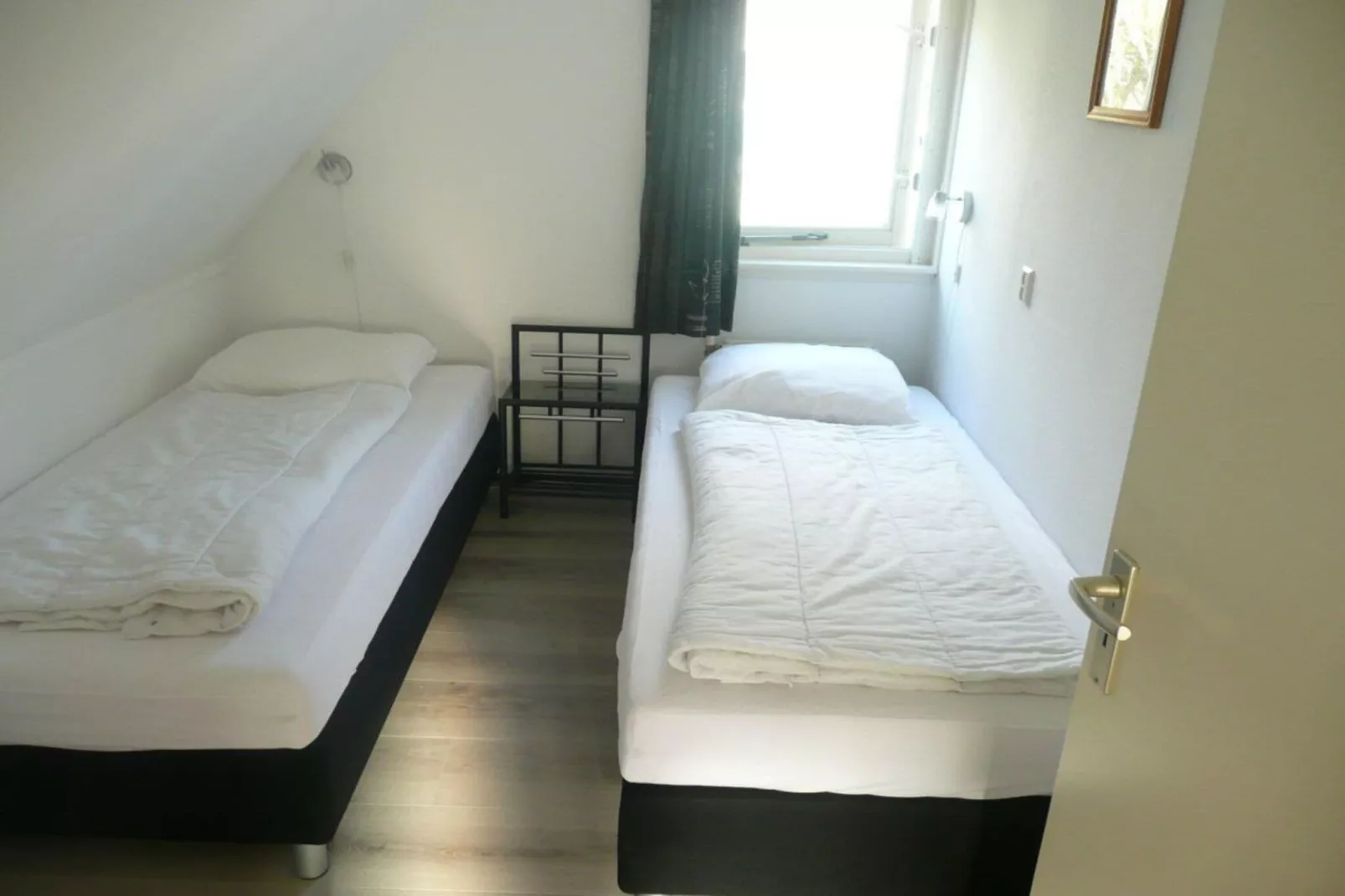 80179-Bedroom