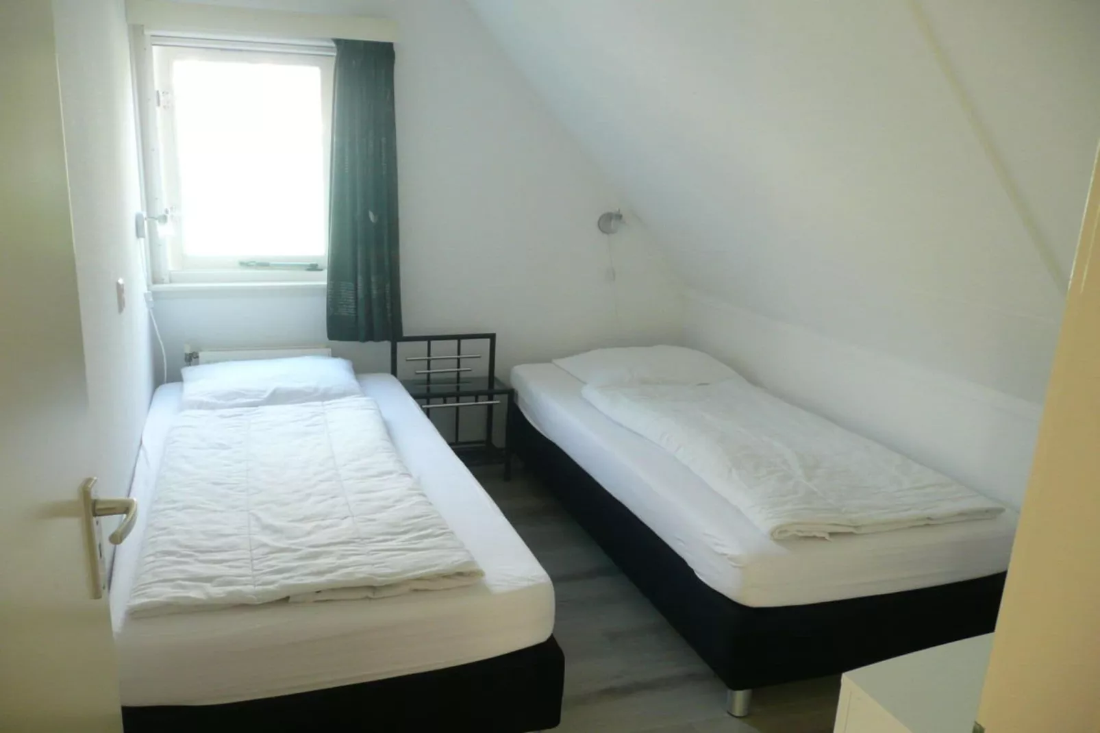80179-Bedroom