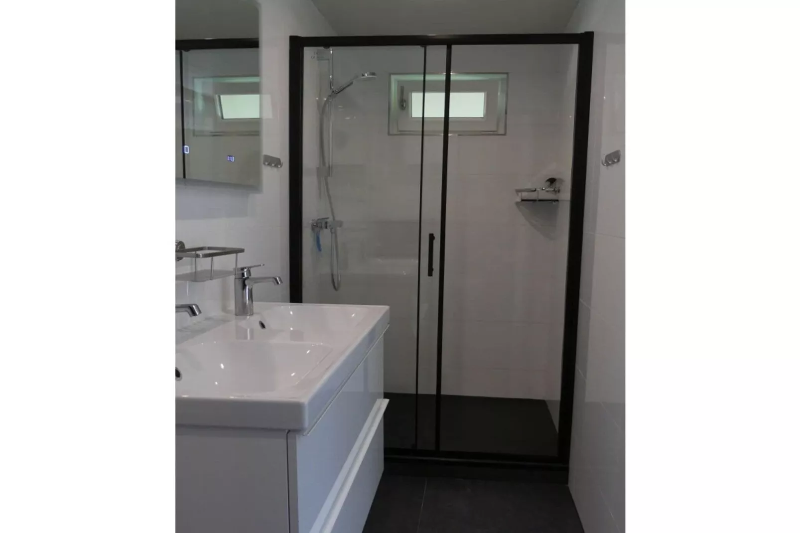 80179-Bathroom