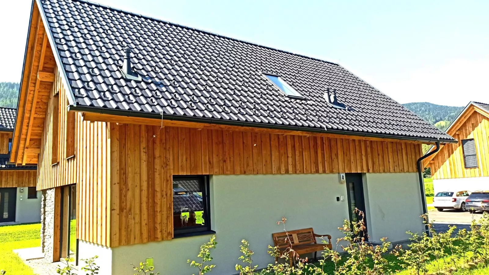 Mountain Chalet Berg-Glück-Exterior summer