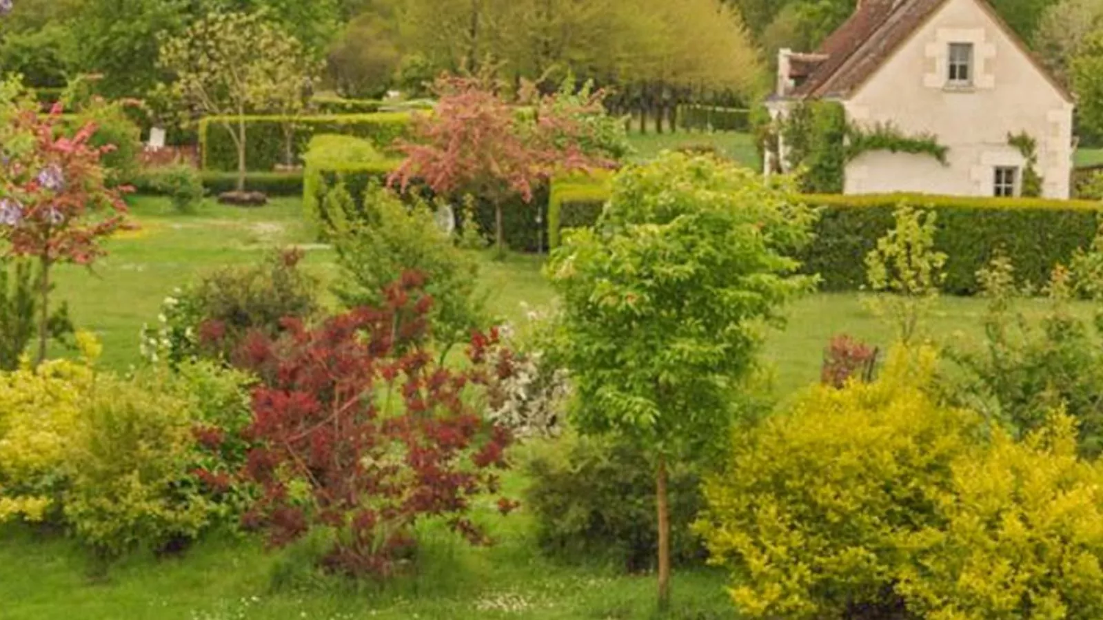 Le Clos-Gardens summer