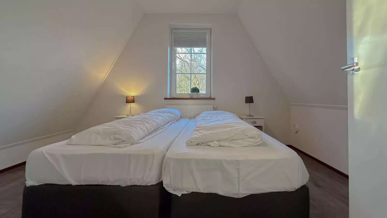 Waddenhuis-Bedroom