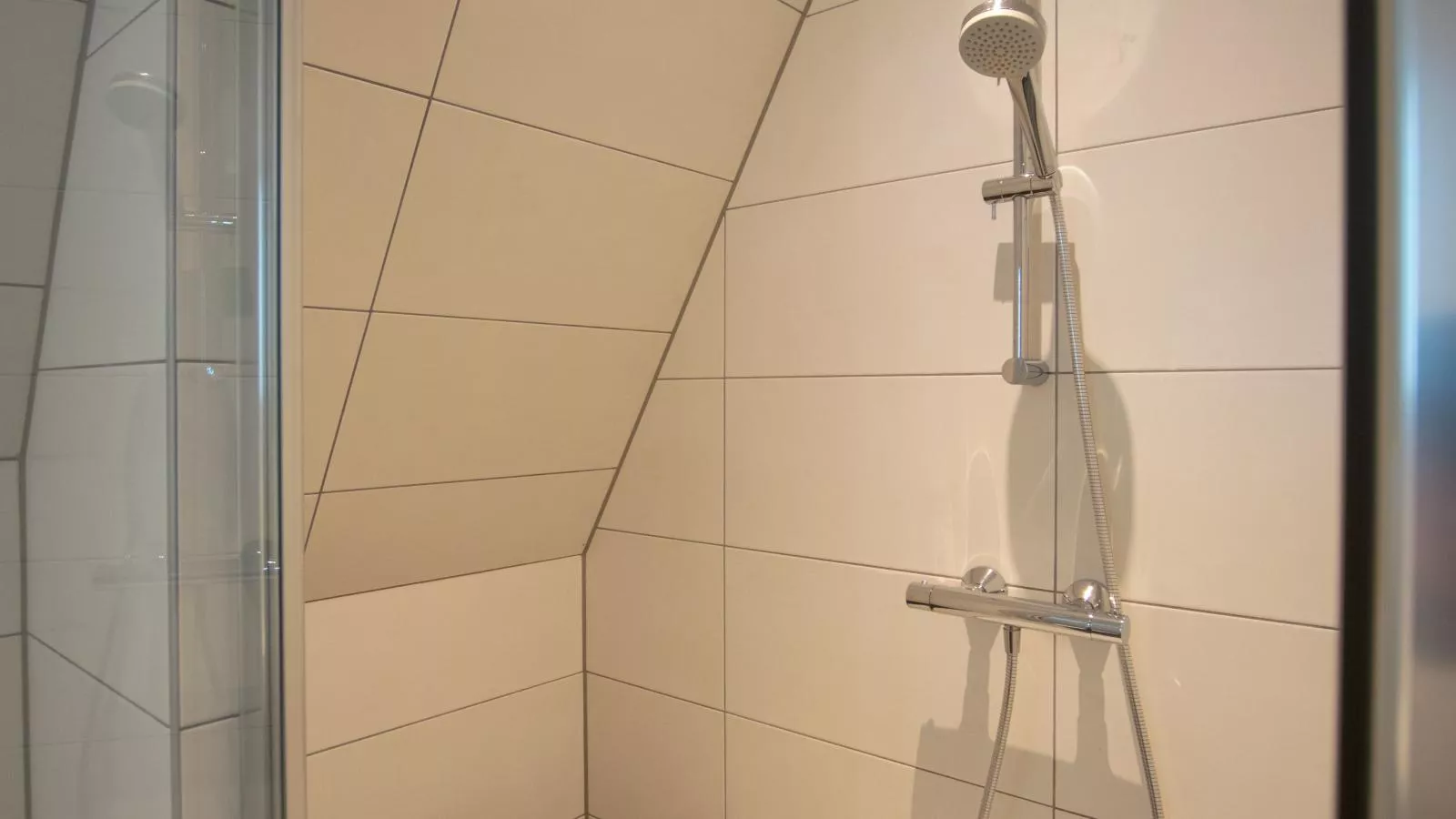 Waddenhuis-Bathroom