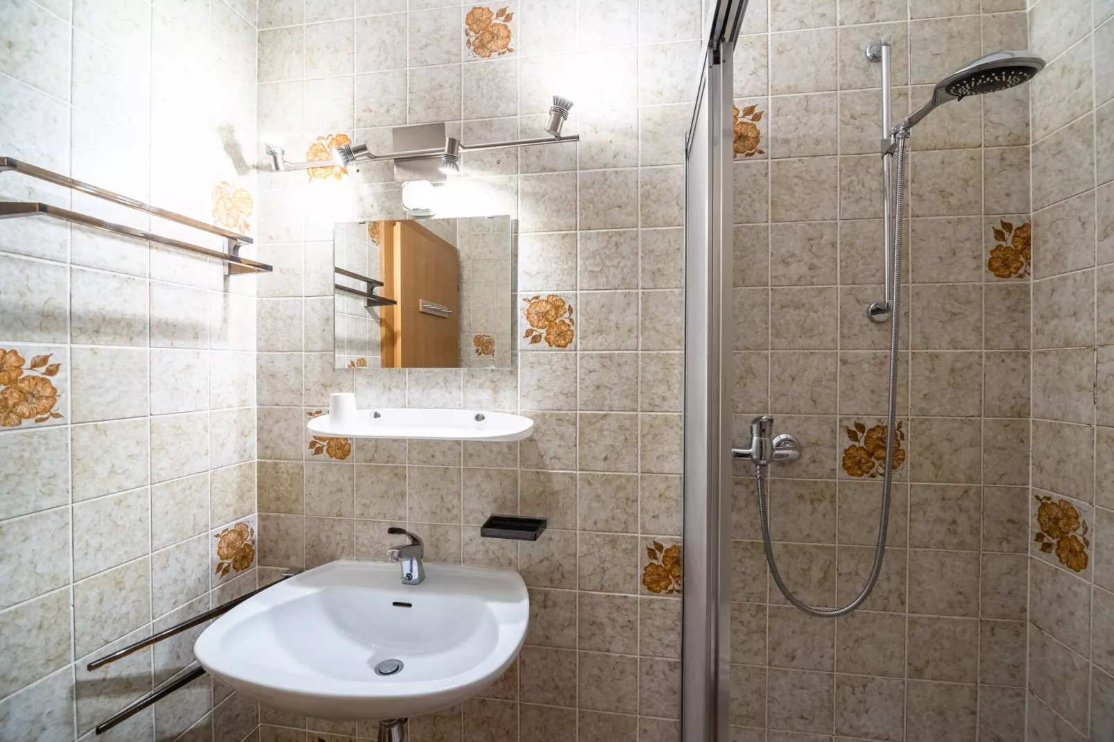 Gästehaus Flatscher-Bathroom
