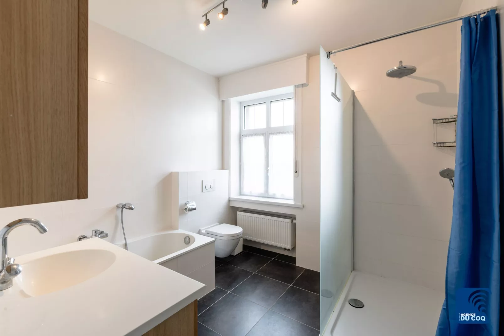 Ma Normandie V-Bathroom