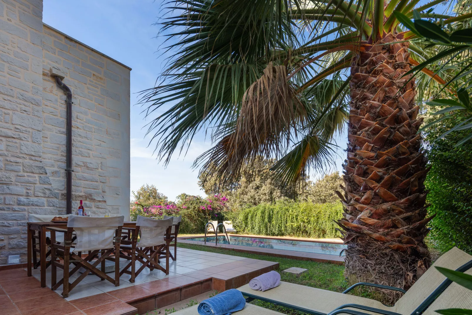 Villa Almond-Atmosphere