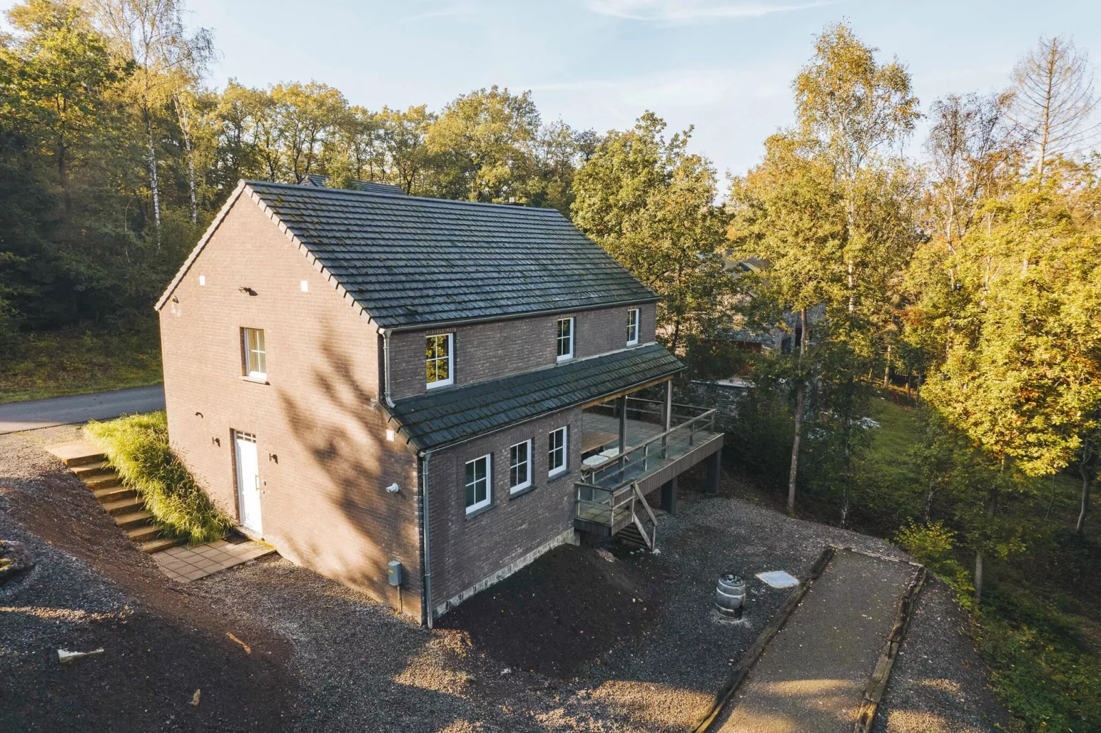 Brocard-Exterior winter