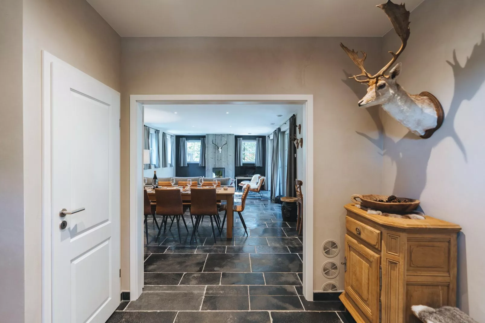 Brocard-Dining room