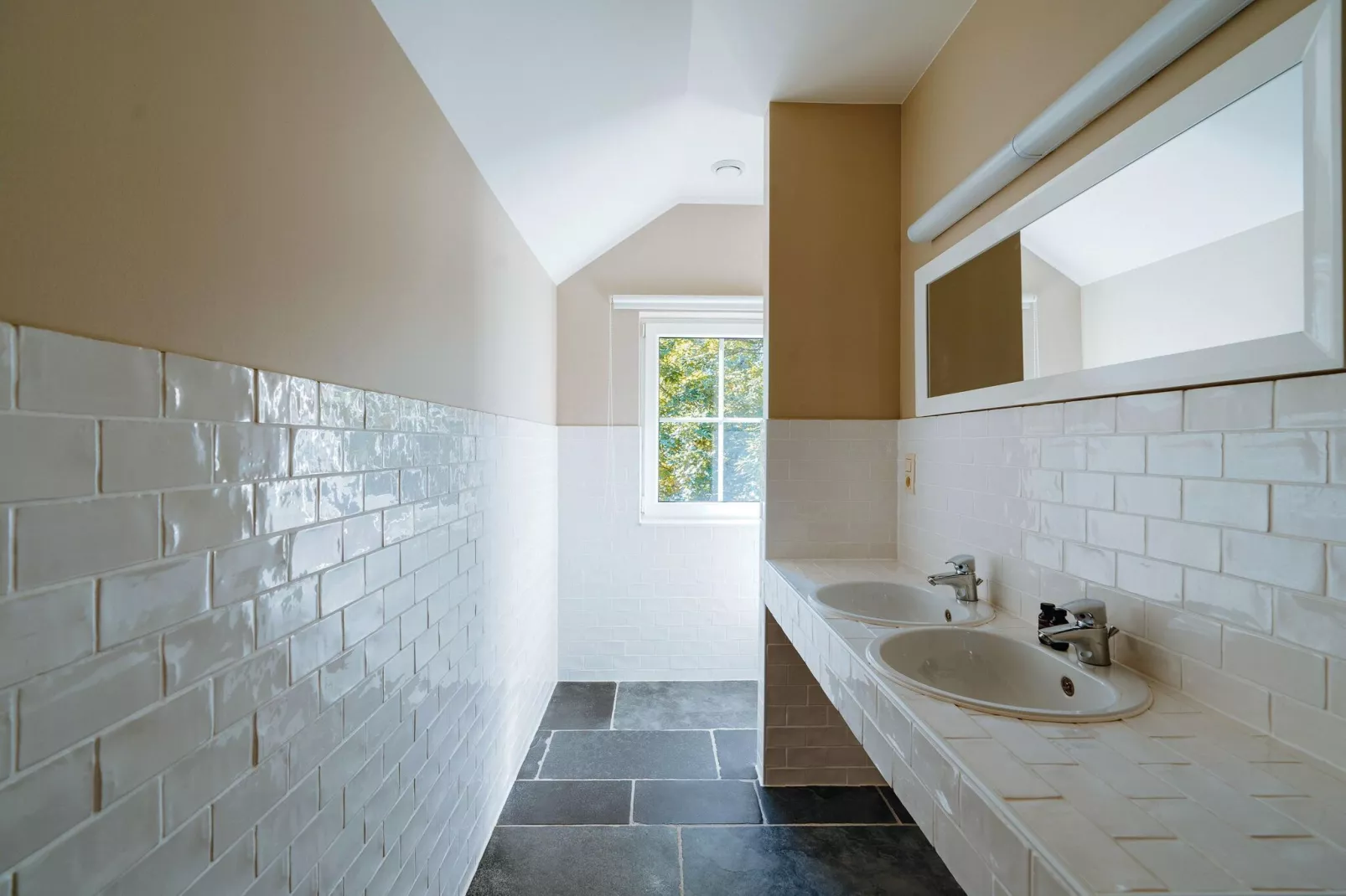 Brocard-Bathroom