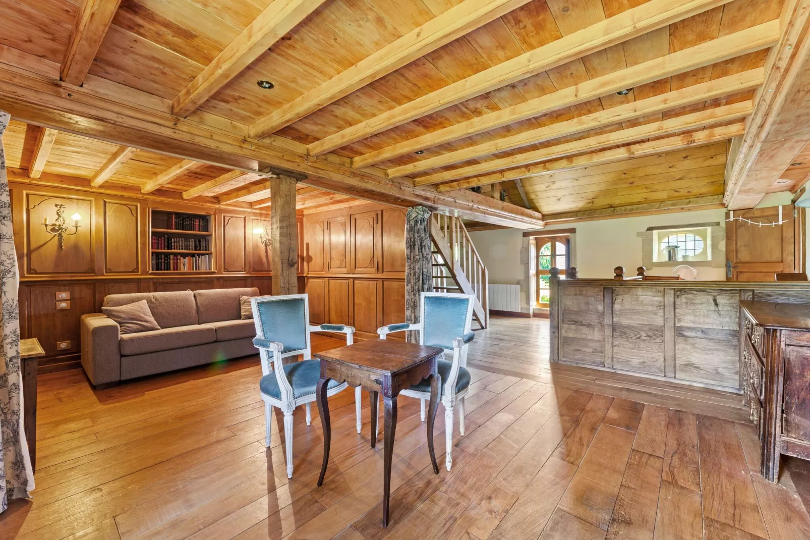 Le Manoir de Damigny-Living room