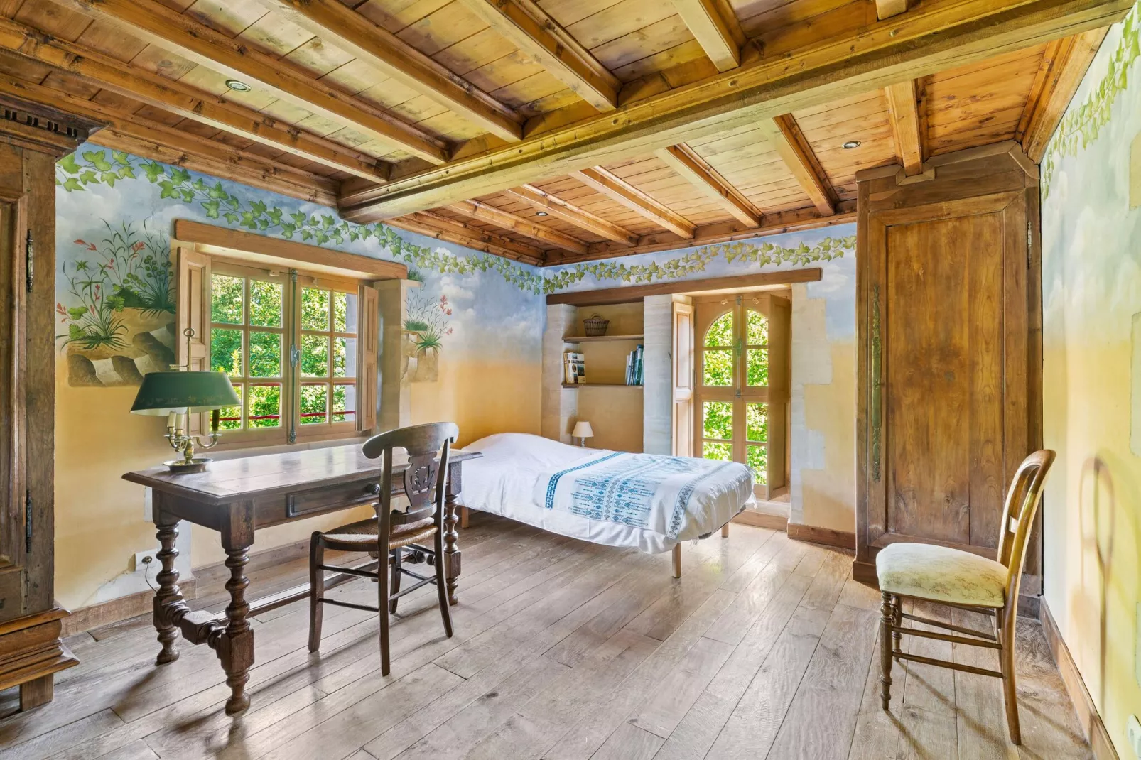 Le Manoir de Damigny-Bedroom