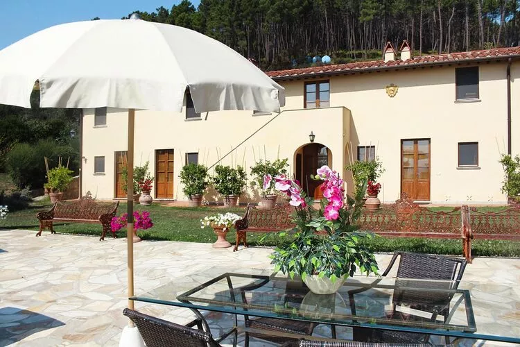 Agriturismo Cima alla Serra Pisa Bilo piano terra o primo piano-Außenbereich Sommer