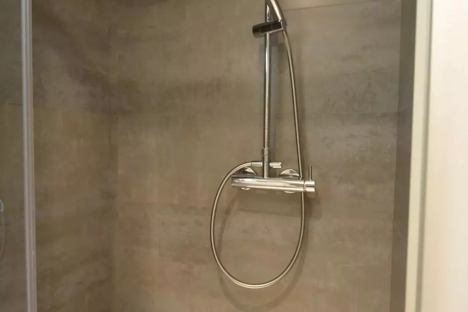PLAZA G/2624-Badezimmer