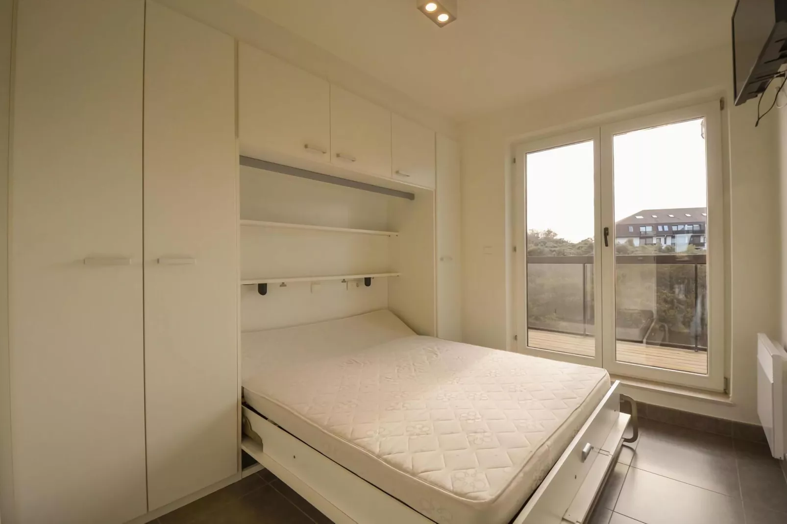 PLAZA A1/A1A12-Bedroom