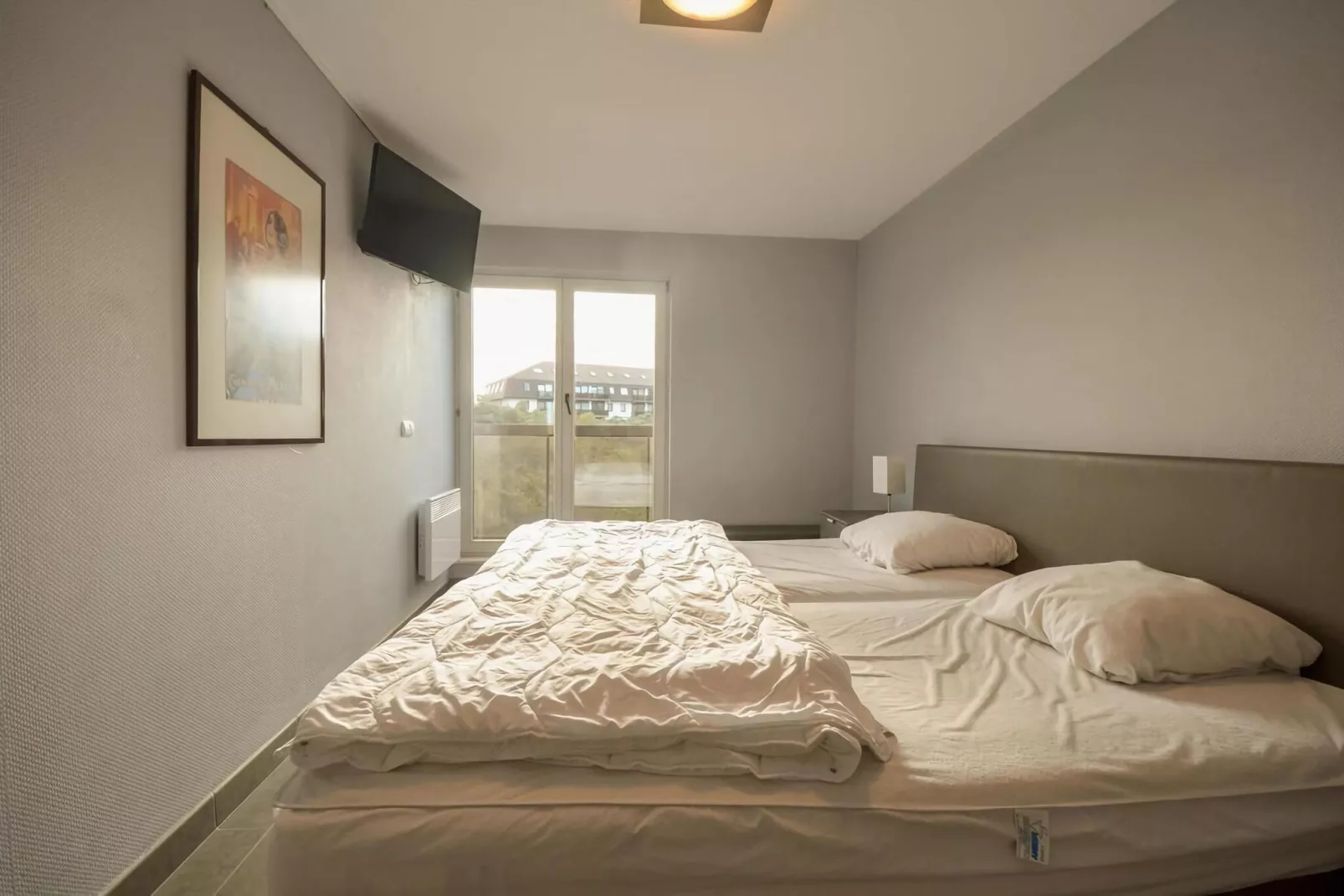 PLAZA A1/A1A12-Bedroom