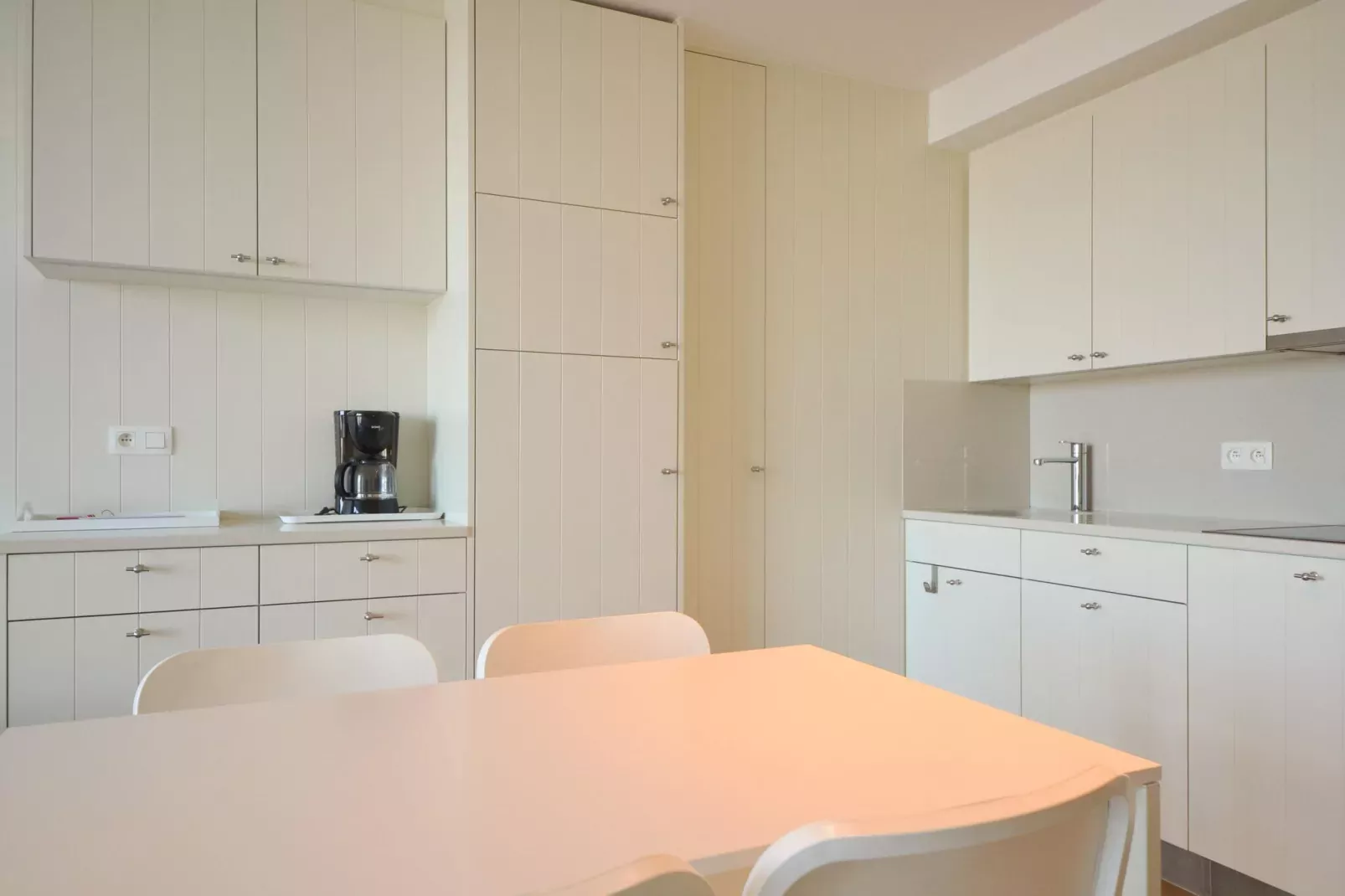 BRITANNI/BRIT0501-Kitchen