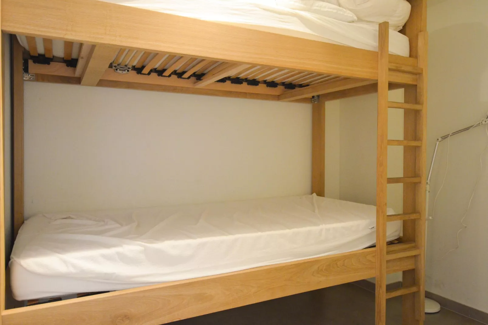 BRITANNI/BRIT0501-Bedroom